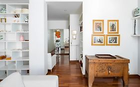 Gianicolo Elegant Art Oasis
